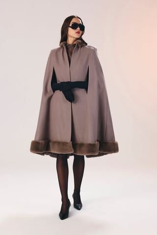 Mary kürk detayli yün pelerin